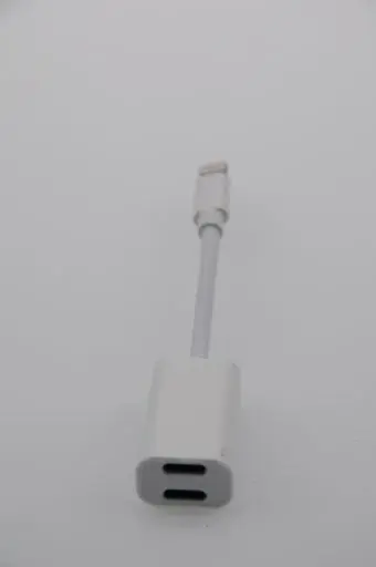 [805112] Apple kabel splitter fra en til 2 udgange